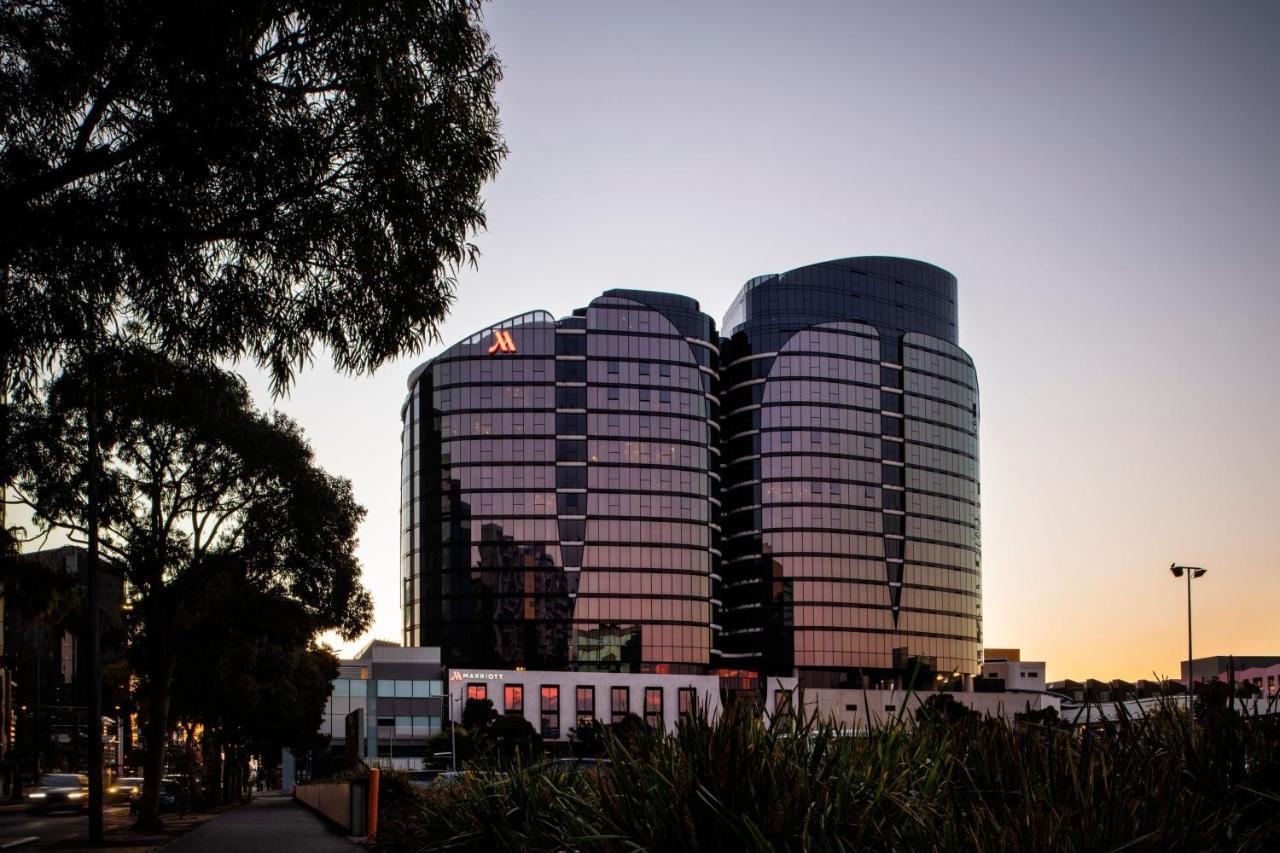 Melbourne Marriott Hotel Docklands المظهر الخارجي الصورة The Marriott Melbourne Docklands