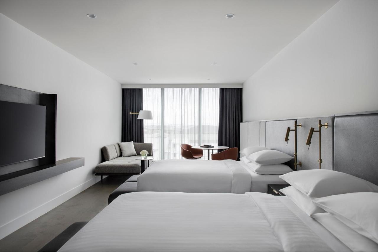 Melbourne Marriott Hotel Docklands المظهر الخارجي الصورة Deluxe Room